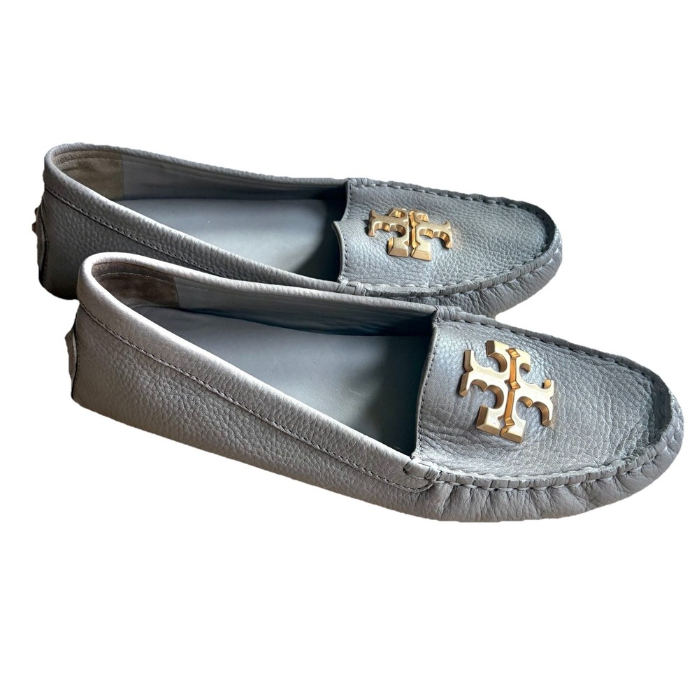 $398 TORY BURCH Everly French Gray Leather Driving Loafers Gold Logo Shoes SZ 7M